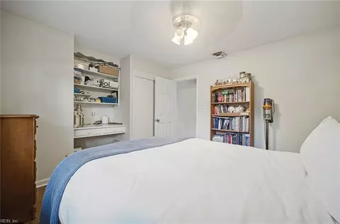 Bedroom - 1234 Modoc Ave, Norfolk, VA 23503 photo 2 of 6