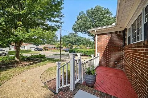 Exterior - 1234 Modoc Ave, Norfolk, VA 23503 photo 6 of 12