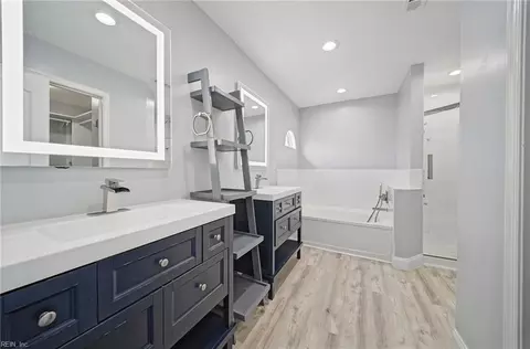 Bath - 2809 Cistern Cir, Chesapeake, VA 23323 photo 1 of 4