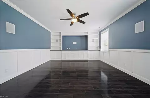 Living - 2809 Cistern Cir, Chesapeake, VA 23323 photo 1 of 4