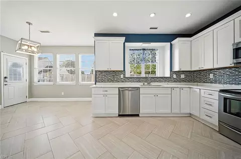 Kitchen - 2809 Cistern Cir, Chesapeake, VA 23323 photo 3 of 3