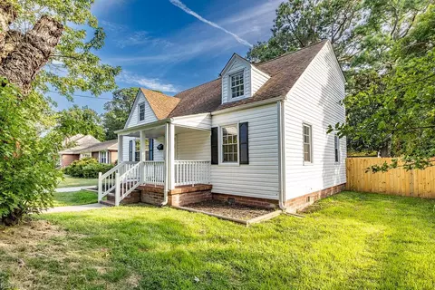 Exterior - 1911 E Bayview Blvd, Norfolk, VA 23503 photo 21 of 22