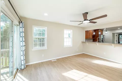 Living - 1911 E Bayview Blvd, Norfolk, VA 23503 photo 5 of 5