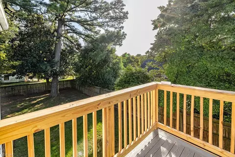 Exterior - 1911 E Bayview Blvd, Norfolk, VA 23503 photo 5 of 22