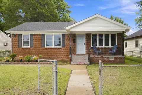 2617 Ash St, Portsmouth, VA 23707
