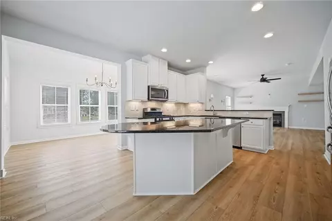 Kitchen - 3109 Codorus St, Chesapeake, VA 23323 photo 5 of 6