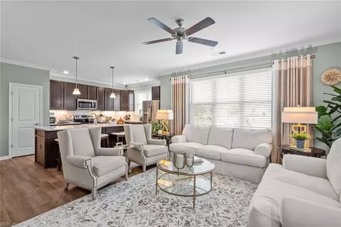 1540 Eldwick Dr #102, Chesapeake, VA 23320