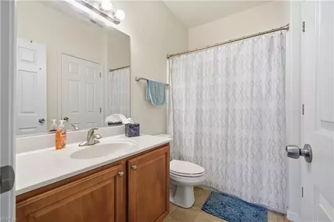 Bath - 1332 Hazel Ave, Chesapeake, VA 23325 photo 1 of 4