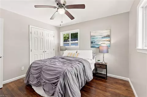 Bedroom - 537 Greenbriar Ave, Hampton, VA 23661 photo 5 of 6
