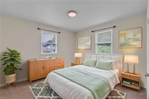 Bedroom - 4567 Dora Cir, Norfolk, VA 23513 photo 5 of 11