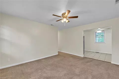 Living - 4567 Dora Cir, Norfolk, VA 23513 photo 2 of 4