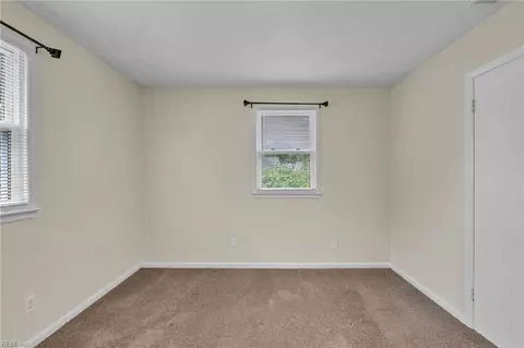 Bedroom - 4567 Dora Cir, Norfolk, VA 23513 photo 7 of 11