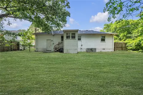 Exterior - 4567 Dora Cir, Norfolk, VA 23513 photo 3 of 3