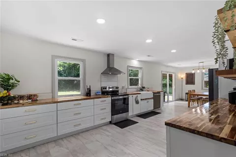 Kitchen - 229 Cedar Rd, Chesapeake, VA 23322 photo 1 of 4