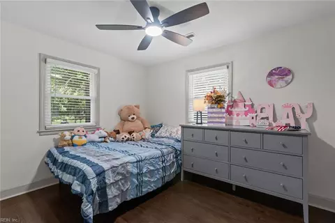 Bedroom - 229 Cedar Rd, Chesapeake, VA 23322 photo 5 of 6