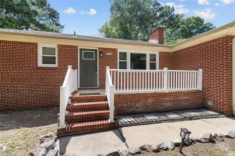 Exterior - 229 Cedar Rd, Chesapeake, VA 23322 photo 2 of 5