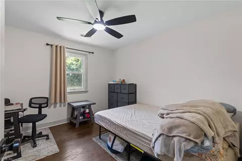 Bedroom - 229 Cedar Rd, Chesapeake, VA 23322 photo 4 of 6