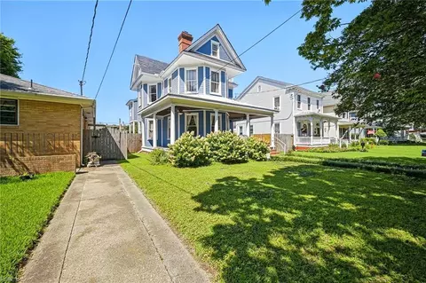 158 Broad St, Portsmouth, VA 23707