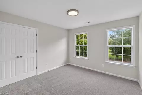 Bedroom - 4021 Cory Ln, Chesapeake, VA 23321 photo 5 of 9