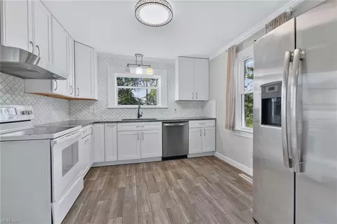 Kitchen - 1008 Beach Rd, Hampton, VA 23664 photo 2 of 2