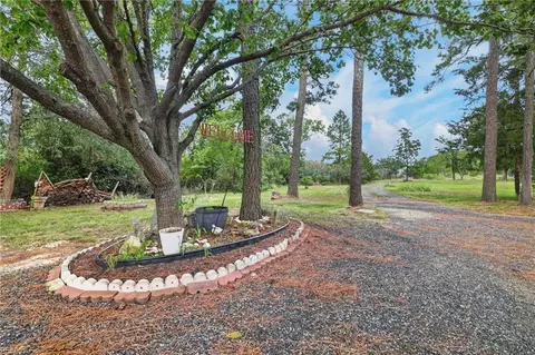 Exterior - 1008 Beach Rd, Hampton, VA 23664 photo 13 of 13