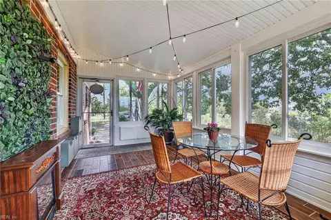 Exterior - 1008 Beach Rd, Hampton, VA 23664 photo 3 of 13