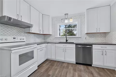 Kitchen - 1008 Beach Rd, Hampton, VA 23664 photo 1 of 2