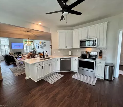 Kitchen - 2600 Einstein Dr, Virginia Beach, VA 23456 photo 1 of 3