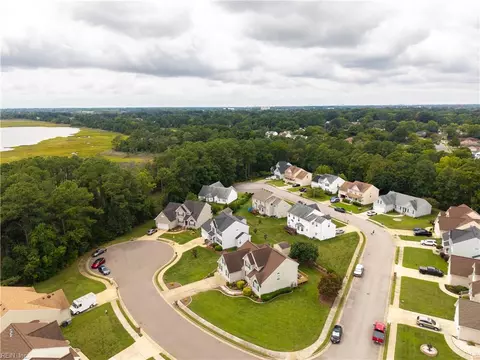 View/Area - 2 Egret Cir, Hampton, VA 23666 photo 17 of 19