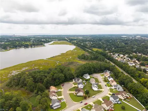 View/Area - 2 Egret Cir, Hampton, VA 23666 photo 18 of 19