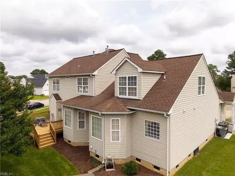 View/Area - 2 Egret Cir, Hampton, VA 23666 photo 7 of 19
