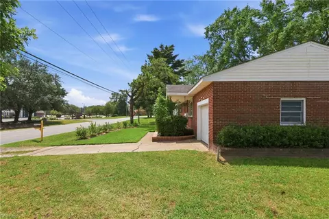 Other - 424 Shell Rd, Chesapeake, VA 23323 photo 4 of 10