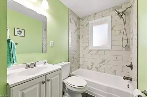 Bath - 424 Shell Rd, Chesapeake, VA 23323 photo 1 of 2