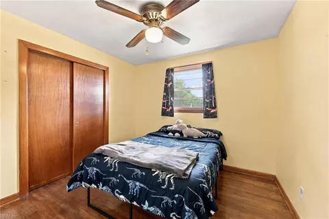 Bedroom - 424 Shell Rd, Chesapeake, VA 23323 photo 1 of 5