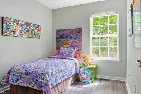 Bedroom - 4 Valor Pl, Hampton, VA 23669 photo 2 of 3