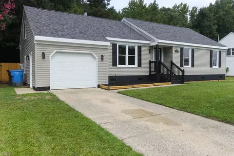 616 Appaloosa Trl, Chesapeake, VA 23324