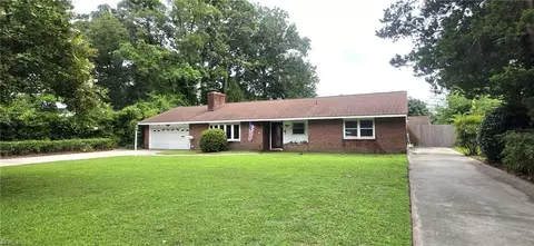 Exterior - 1527 Eagle Ave, Norfolk, VA 23518 photo 2 of 10