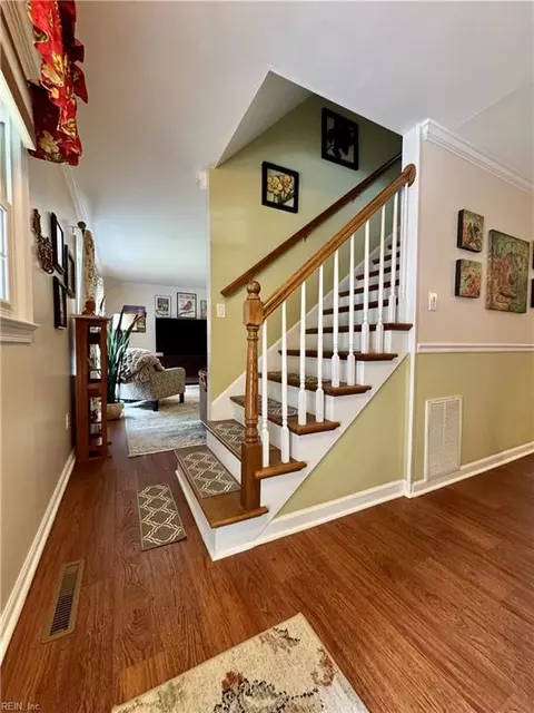 Entry Way - 203 Manassas Ct, Hampton, VA 23669 photo 1 of 2