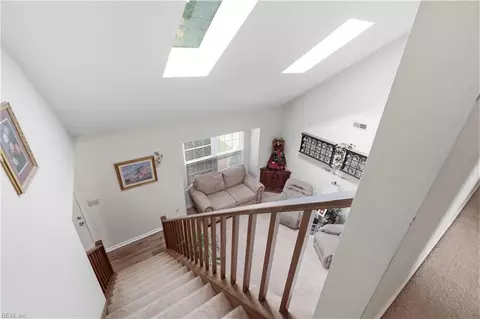 Entry Way - 104 Springdale Way, Hampton, VA 23666 photo 4 of 5