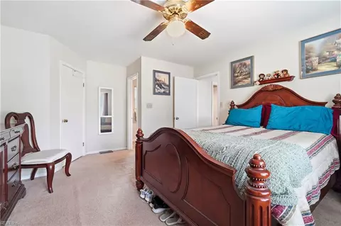 Bedroom - 104 Springdale Way, Hampton, VA 23666 photo 4 of 4