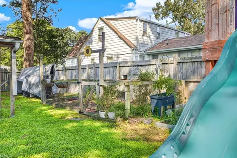 Exterior - 3012 Herbert St, Norfolk, VA 23513 photo 4 of 5