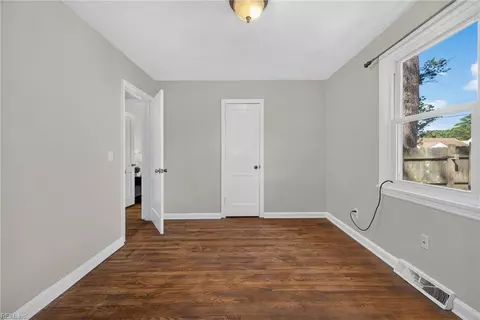 Bedroom - 3012 Herbert St, Norfolk, VA 23513 photo 1 of 4