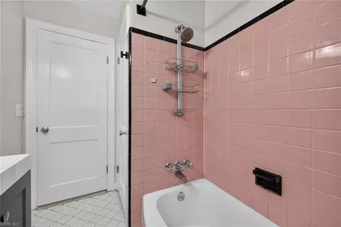 Bath - 3012 Herbert St, Norfolk, VA 23513 photo 2 of 2
