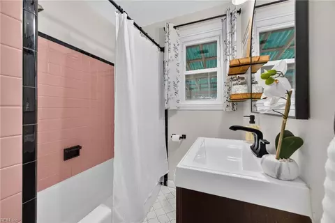 Bath - 3012 Herbert St, Norfolk, VA 23513 photo 1 of 2