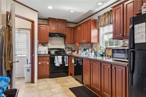Kitchen - 6331 Hickory Fork Rd, Gloucester, VA 23061 photo 2 of 2