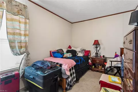 Bedroom - 6331 Hickory Fork Rd, Gloucester, VA 23061 photo 2 of 6