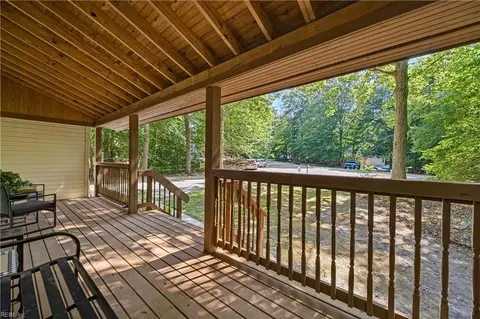 Exterior - 7133 Brendan Ct, Gloucester, VA 23061 photo 5 of 9