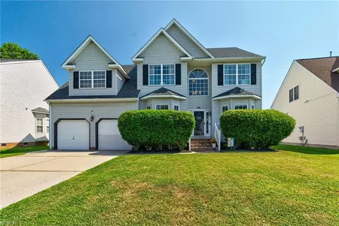 915 Foxboro Dr, Newport News, VA 23602