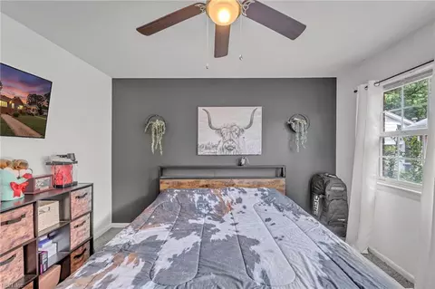 Bedroom - 508 Middleboro Ter, Hampton, VA 23661 photo 7 of 8