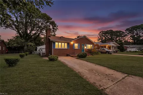Exterior - 508 Middleboro Ter, Hampton, VA 23661 photo 3 of 11